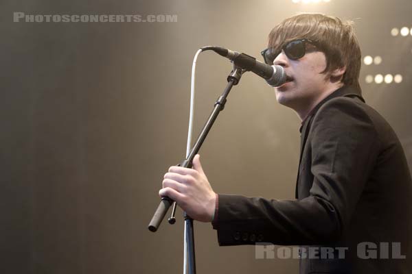 THE STRYPES - 2015-06-24 - PARIS - Place de la Republique - 